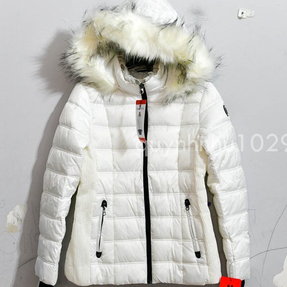 NWT Nautica women Puffer Jacket in white - Picture 2 of 9